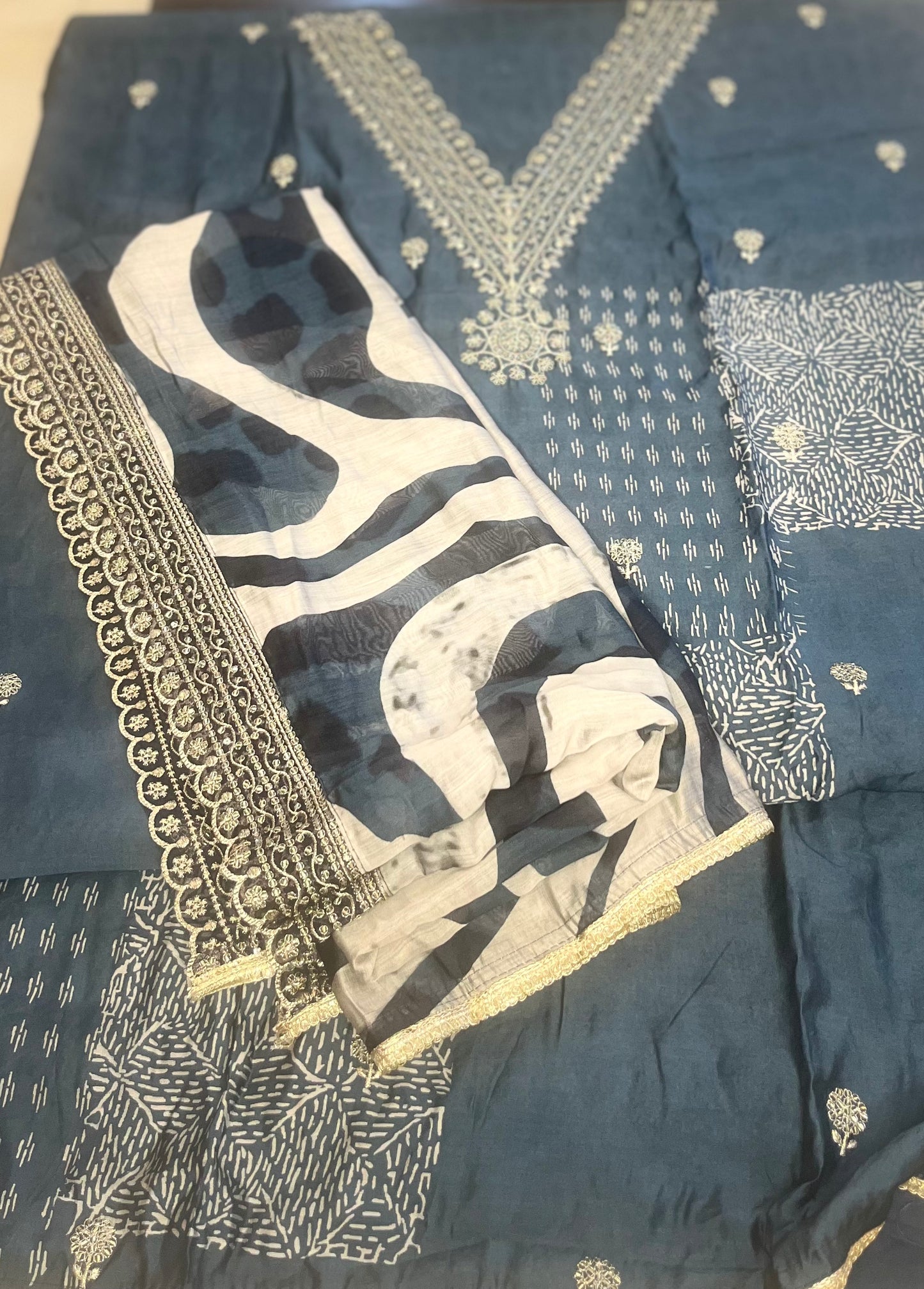 Muslin suit
