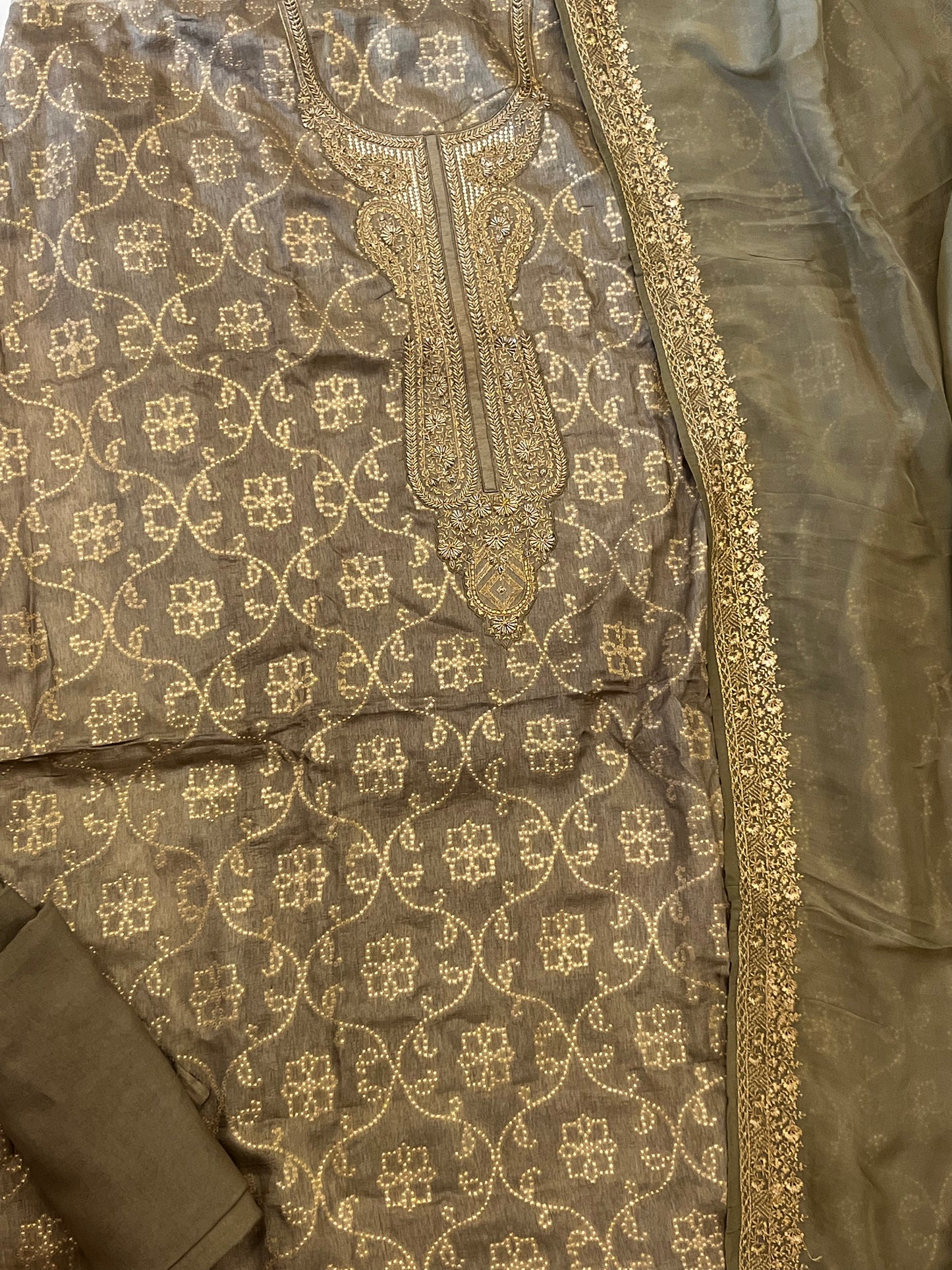 Dola silk
