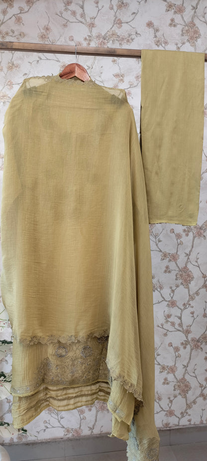 Mul Appliqué